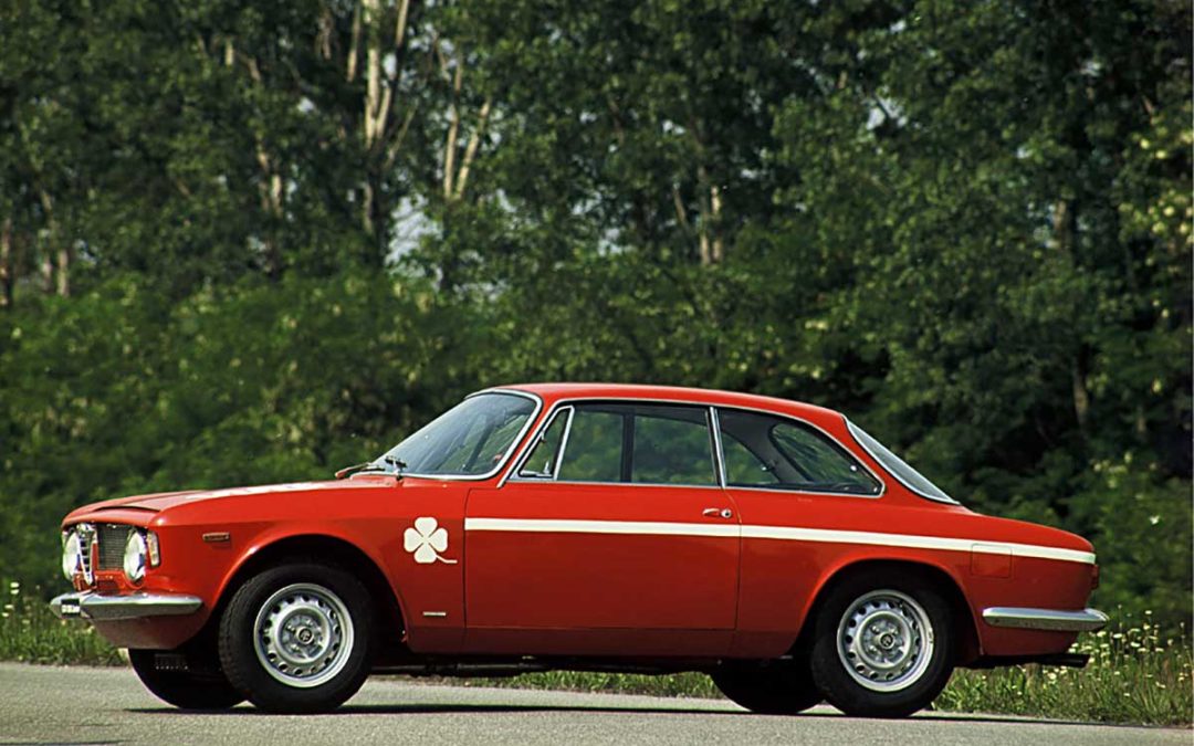 Alfa Romeos coupéer – Eleganse og ytelse